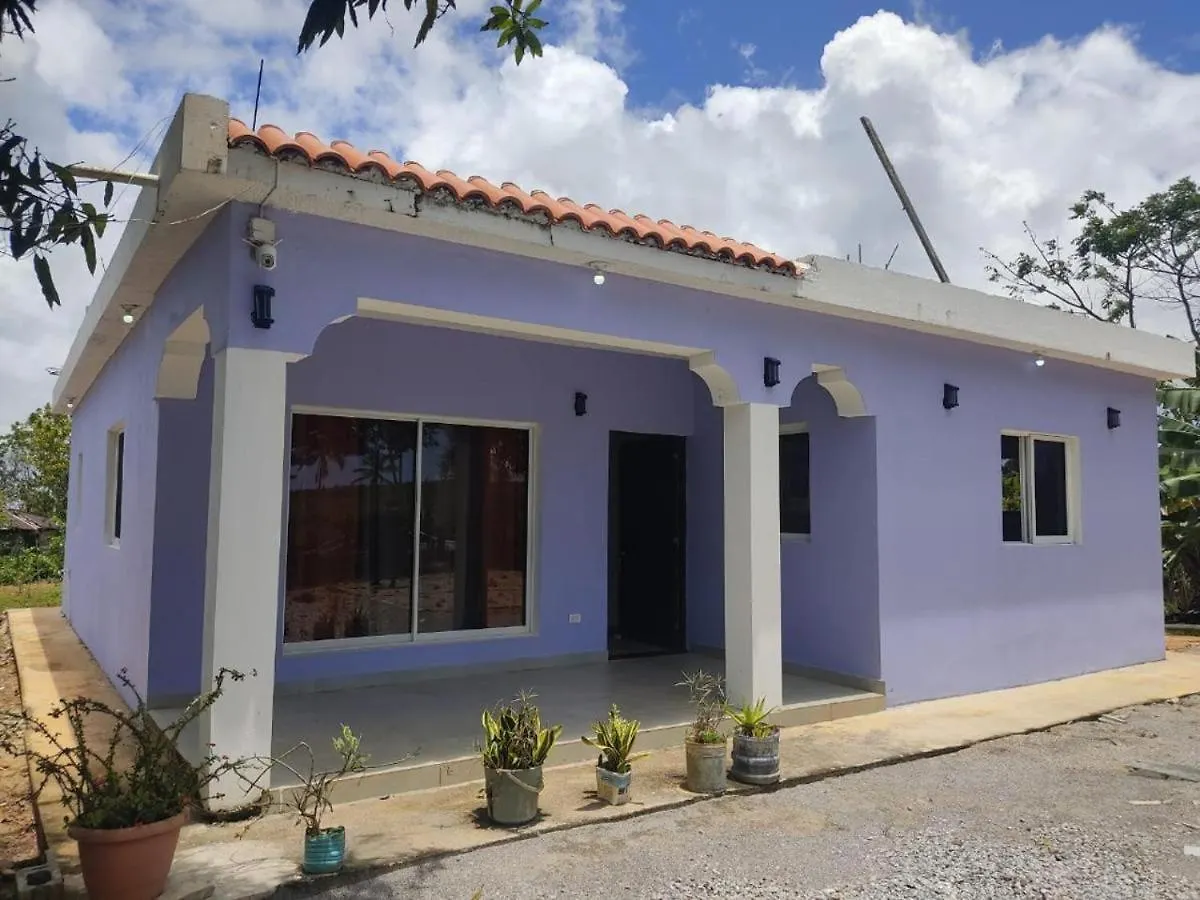 Hermosa Casa En Sector Juana Vicenta, Samana, Republica Dominicana